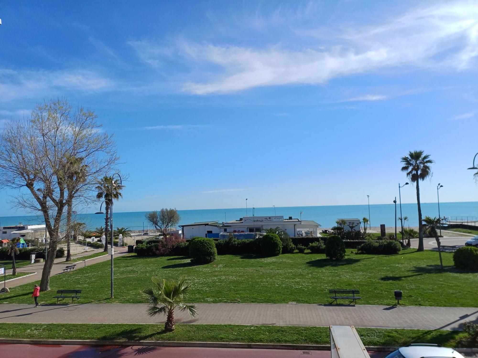 Hotel Promenade Porto Sant'Elpidio Ngoại thất bức ảnh