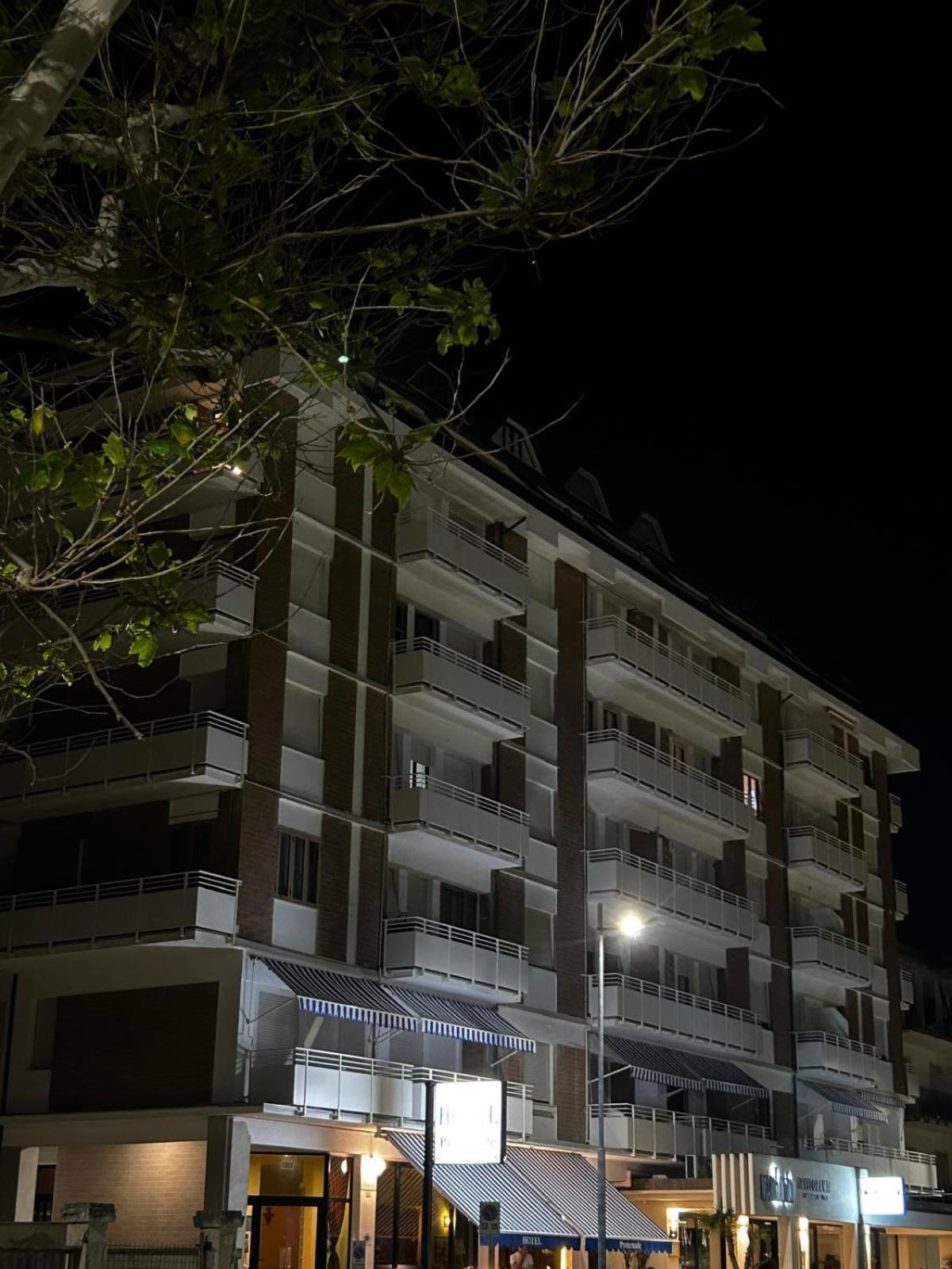 Hotel Promenade Porto Sant'Elpidio Ngoại thất bức ảnh